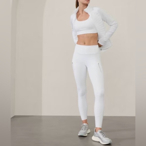 Athleta Pants - NIB Athleta Rainier Tight Legging Reflective Run Walk Hike Outdoor Active lounge